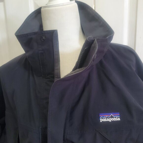 Patagonia Jackets & Blazers - Patagonia Women’s Gore-Tex Jacket Navy M F02 2002 Y2K Waterproof Outdoor